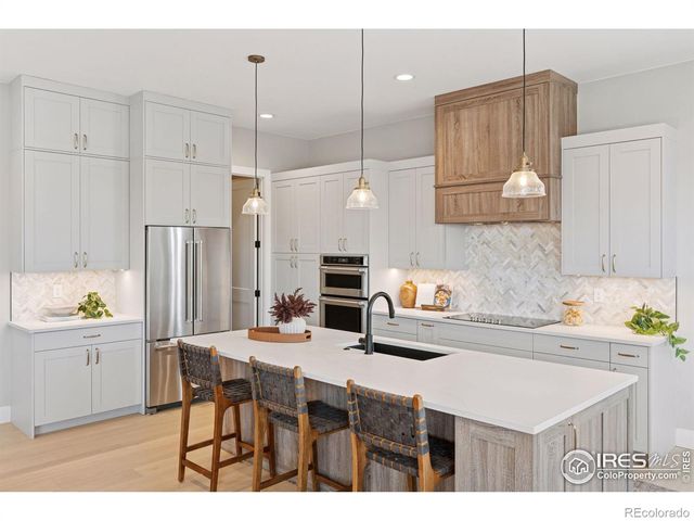 953 William Way, Berthoud, CO 80513