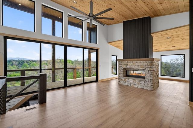 251 Mystic Drive, Ellijay, GA 30540