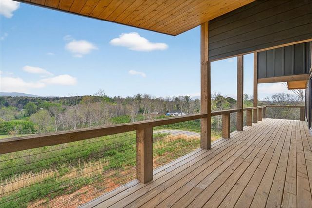 251 Mystic Drive, Ellijay, GA 30540