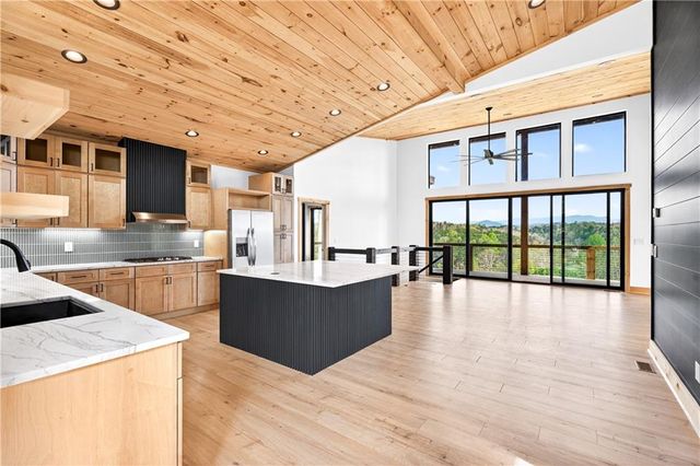 251 Mystic Drive, Ellijay, GA 30540