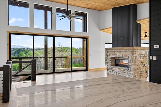 251 Mystic Drive, Ellijay, GA 30540