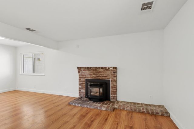 3899 Martin Ln, Loomis, CA 95650