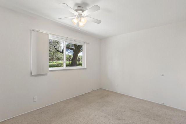 3899 Martin Ln, Loomis, CA 95650