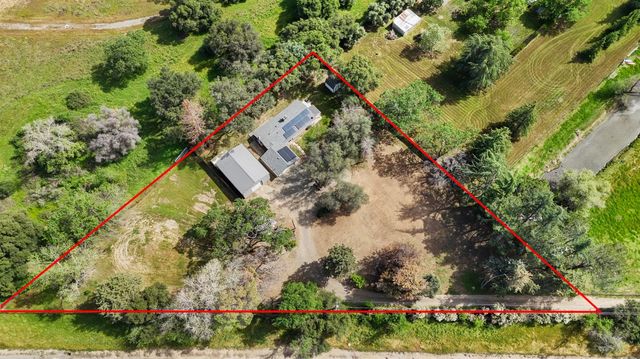 3899 Martin Ln, Loomis, CA 95650