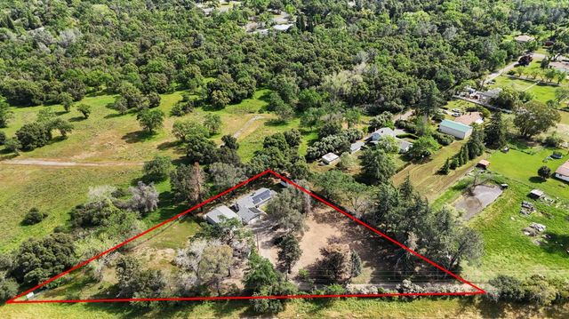 3899 Martin Ln, Loomis, CA 95650