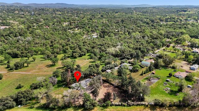 3899 Martin Ln, Loomis, CA 95650