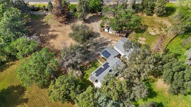 3899 Martin Ln, Loomis, CA 95650