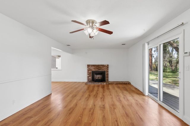 3899 Martin Ln, Loomis, CA 95650