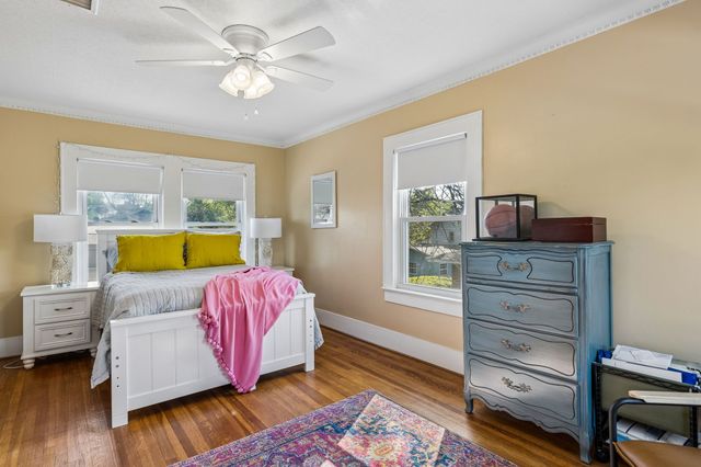 2235 Mistletoe Boulevard, Fort Worth, TX 76110