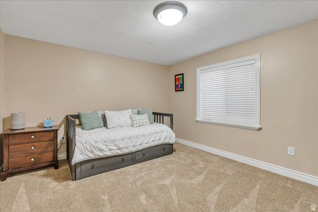 10605 S WILLOW VALLEY RD, South Jordan, UT 84095