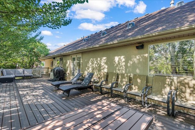 10605 S WILLOW VALLEY RD, South Jordan, UT 84095