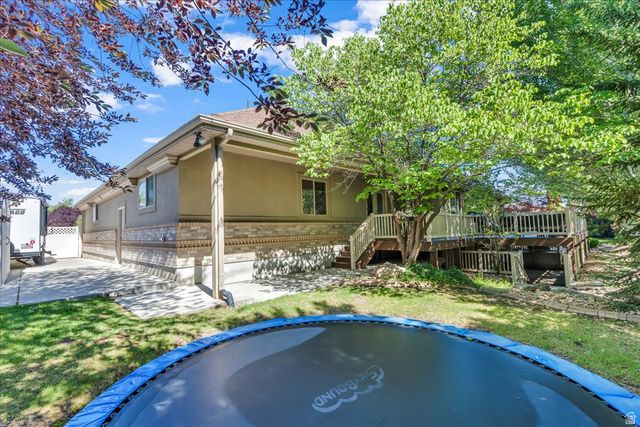 10605 S WILLOW VALLEY RD, South Jordan, UT 84095