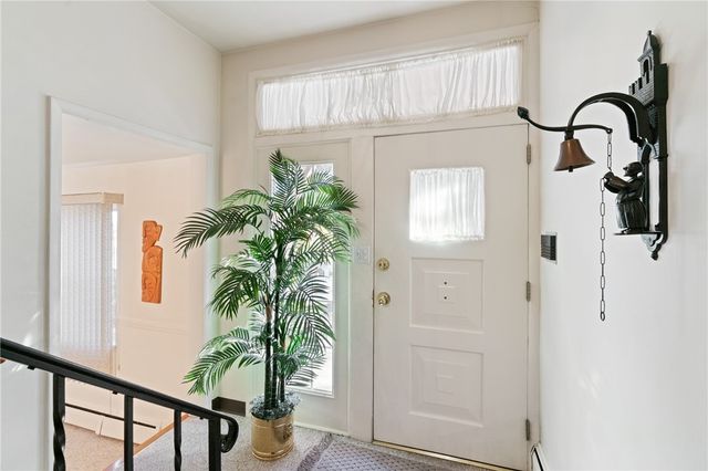 124 Marian Ave, Shaler, PA 15116