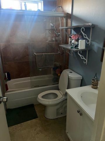 7521 Chestnut Street, Gilroy, CA 95020