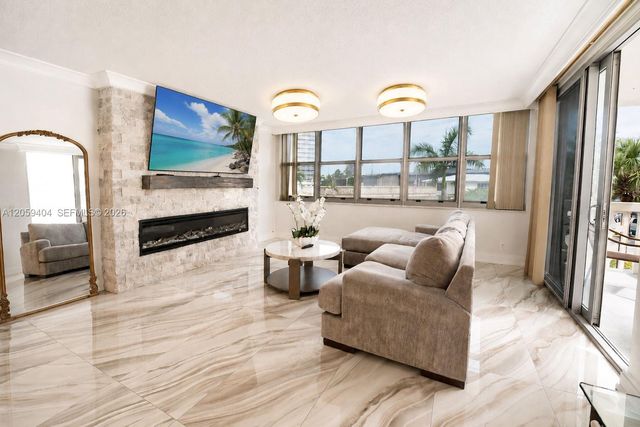1817 S Ocean Dr 215, Hallandale Beach, FL 33009