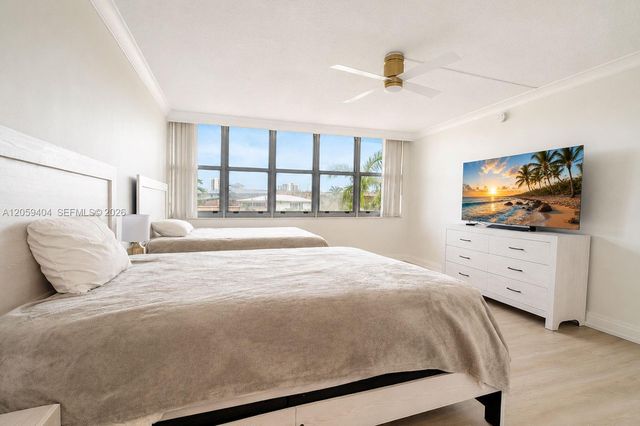 1817 S Ocean Dr 215, Hallandale Beach, FL 33009