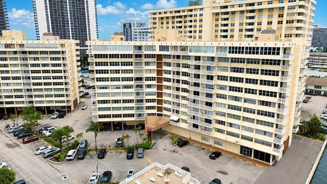 1817 S Ocean Dr 215, Hallandale Beach, FL 33009