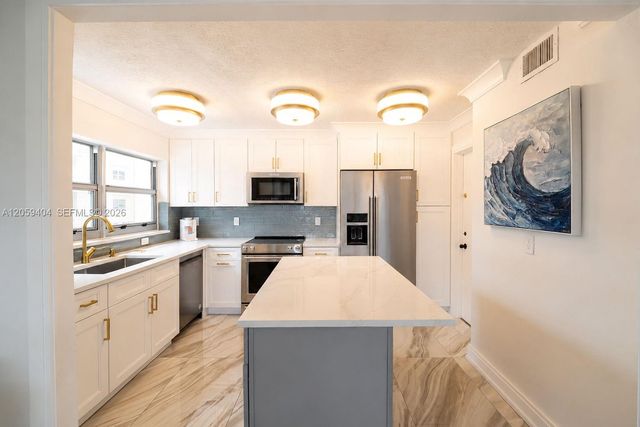 1817 S Ocean Dr 215, Hallandale Beach, FL 33009