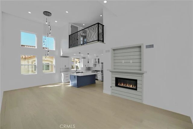 2409 Perkins Ln, Redondo Beach, CA 90278