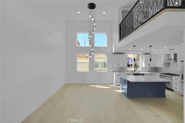 2409 Perkins Ln, Redondo Beach, CA 90278