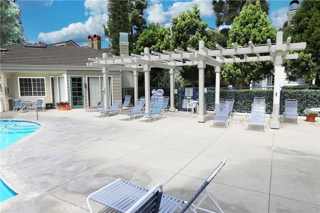 7402 Coho, Huntington Beach, CA 92648