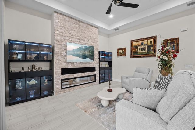 193 HAMPTON LOOP, Davenport, FL 33837