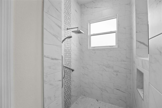 193 HAMPTON LOOP, Davenport, FL 33837