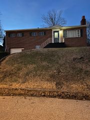 119 Honeysuckle Lane, Huntington, WV 25701