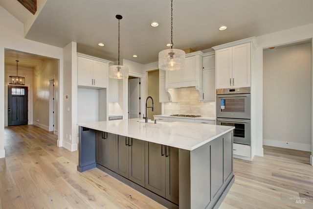 1149 E Crescendo St, Meridian, ID 83642
