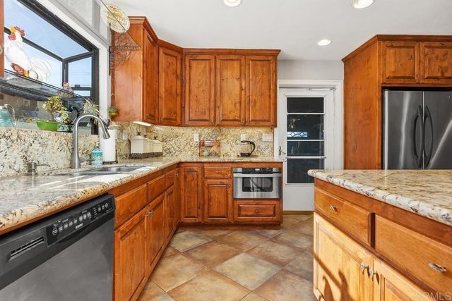 1470 Burroughs Street, Oceanside, CA 92054