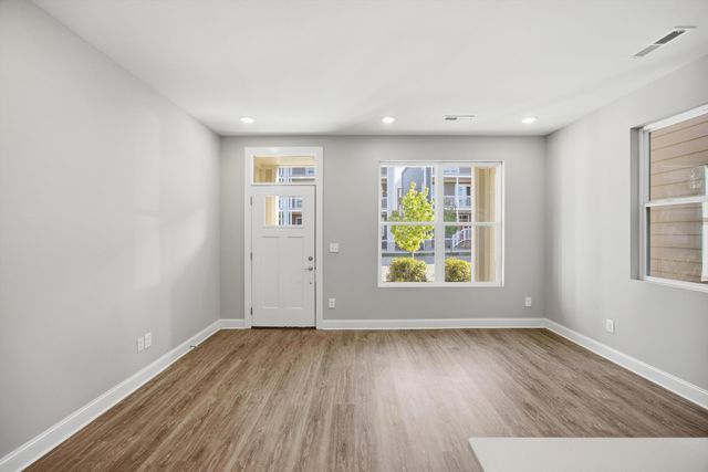 2303 E 19th Street, Chattanooga, TN 37404