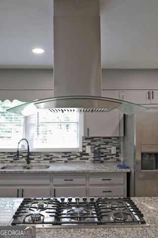 3863 Artist View, Decatur, GA 30034