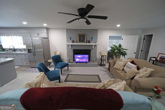 3863 Artist View, Decatur, GA 30034