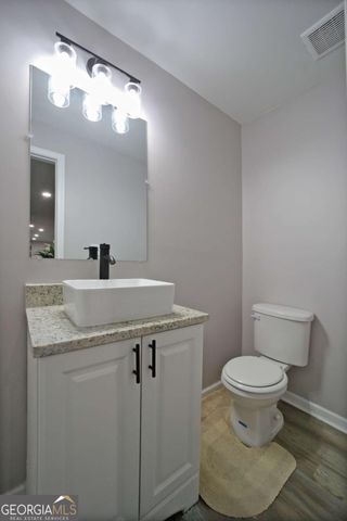 3863 Artist View, Decatur, GA 30034