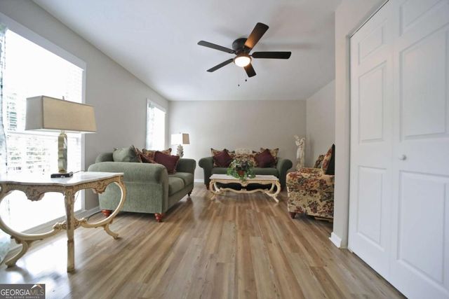 3863 Artist View, Decatur, GA 30034