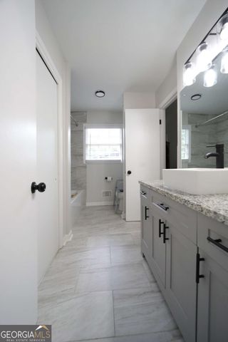 3863 Artist View, Decatur, GA 30034
