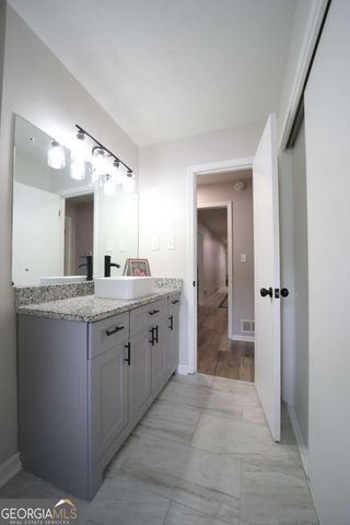 3863 Artist View, Decatur, GA 30034