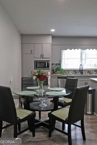 3863 Artist View, Decatur, GA 30034