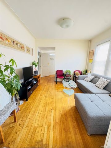 41-30 Warren Street, Elmhurst, NY 11373