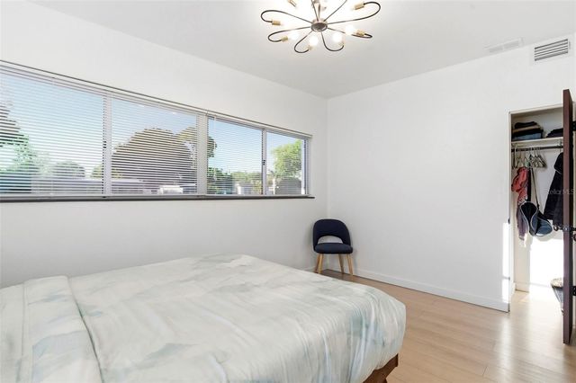 6350 HAMPTON DRIVE N, St Petersburg, FL 33710