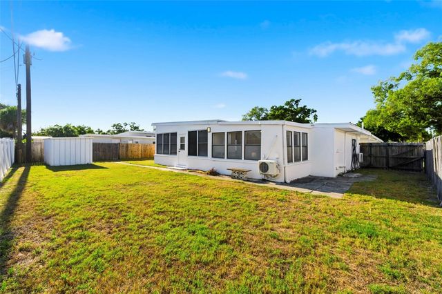 6350 HAMPTON DRIVE N, St Petersburg, FL 33710