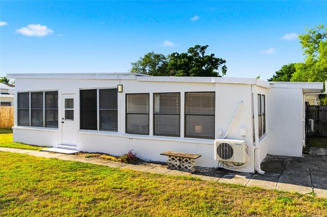 6350 HAMPTON DRIVE N, St Petersburg, FL 33710