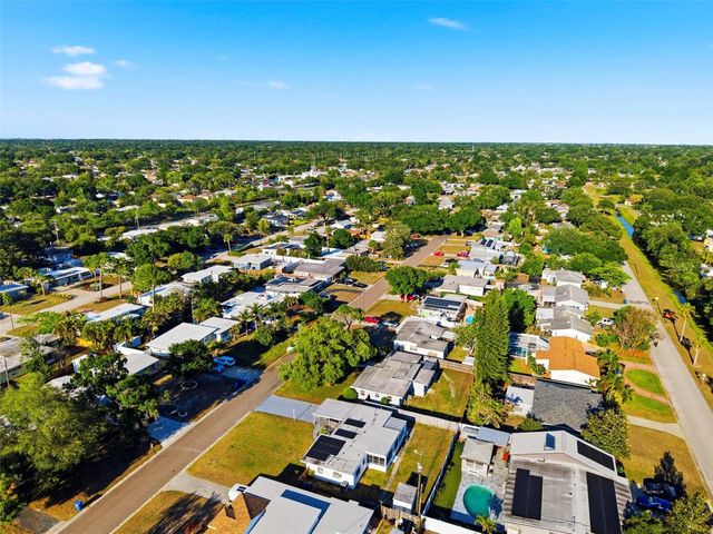 6350 HAMPTON DRIVE N, St Petersburg, FL 33710