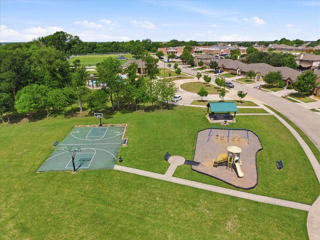 462 W Autumn Hill Bluff, Lavon, TX 75166