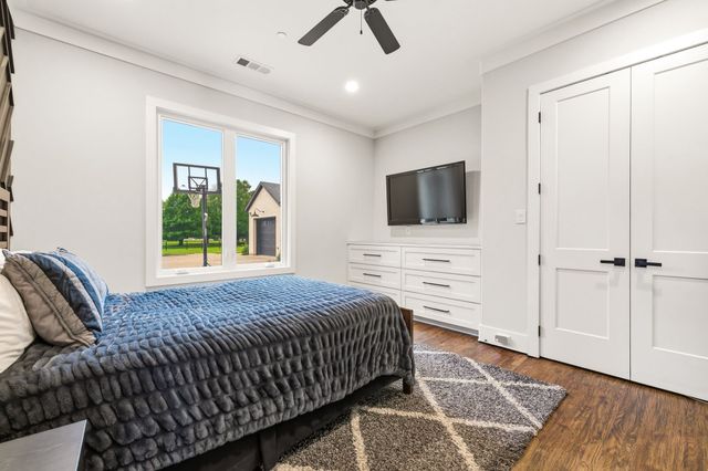 7851 Meadow Hill Drive, Frisco, TX 75033