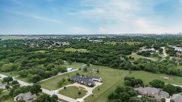 7851 Meadow Hill Drive, Frisco, TX 75033