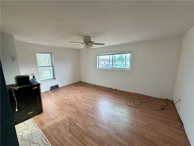 118 Branthoover St, Belle Vernon, PA 15012