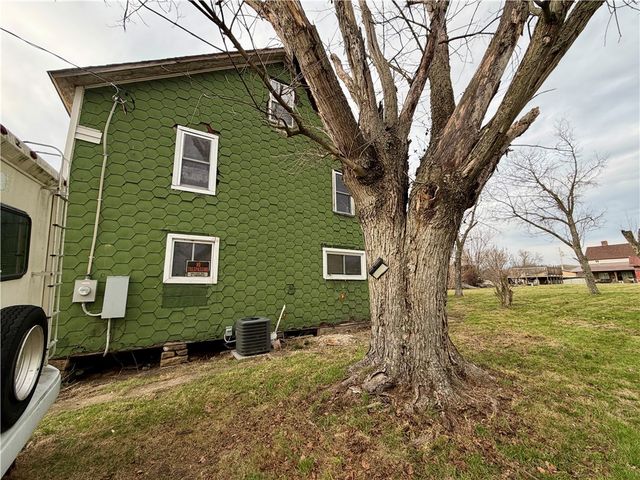 118 Branthoover St, Belle Vernon, PA 15012