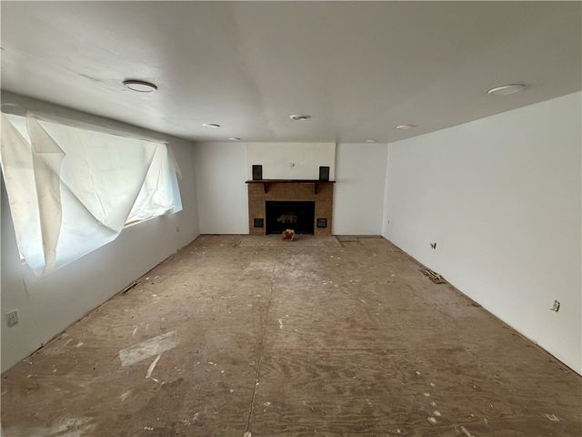 118 Branthoover St, Belle Vernon, PA 15012