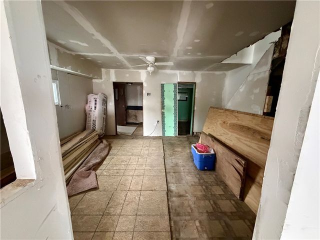 118 Branthoover St, Belle Vernon, PA 15012